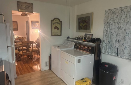 Cedar Key Casa | Unbelievable value for, friends, families, hunters, and fisherman. Beds for nine