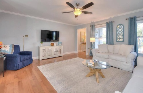 Tranquil Harbour Casa | Uncle Billy's Hideaway / Water Way Views and More!