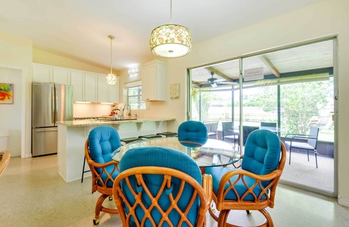 South Bradenton Casa | ¡NUEVO! Retiro privado de la costa del golfo, a 7 millas de la playa!