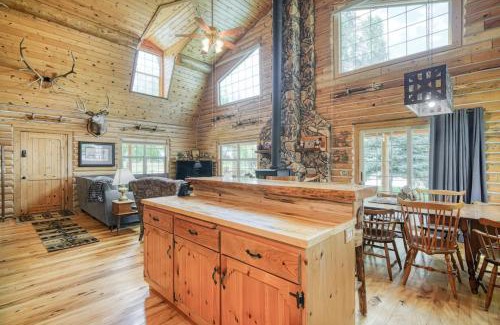 Rigby Casa | Uncle Terry's Cabin
