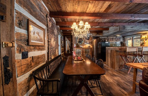 Grayling Casa | Uncle Tom's 3BDR Cabin For Nature Lover