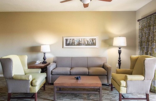 Sevierville Complejo | Uncover Family Fun and Mountain Adventure at Wyndham Smoky Mountains – 2 Bd. Dlx