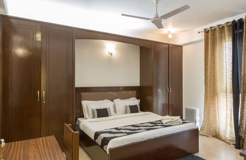 Hauz Khas Village Cama Y Desayuno | Under My Roof - Classic