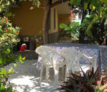 La Caletta Apartamento | Under the Lemon Tree