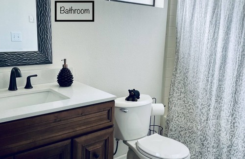 Wrightwood Casa | Under the Pines