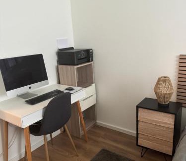 Ablon-sur-Seine Casa | Une Chambre dans un appartement