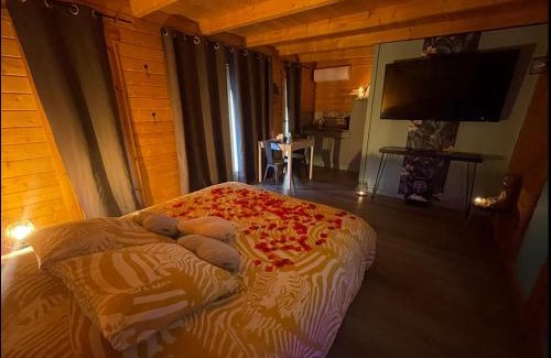 Eyguieres Apartamento | Une Pause Douceur - Suite All in Wood