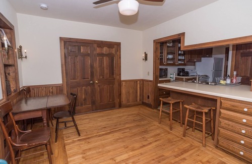 Ephraim Casa | Ubicación inigualable, hogar de Door County Harborview, muelle privado ... familia o parejas