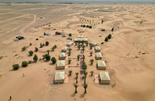 Merzouga Alquiler De RV | Unforgettable night in luxury aunts in the Merzouga dessert!