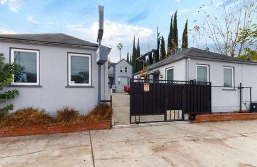 Studio City Apartamento | Unfurnished Cozy Studio Apartment in Studio City
