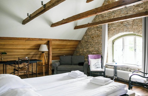 Suuresadama Casa | Ungru Guesthouse and Restaurant