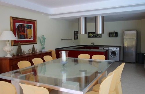 Patroves Villa | Unic Pure Luxury Villa. Lugar perfecto para pasar tus tan merecidas vacaciones.