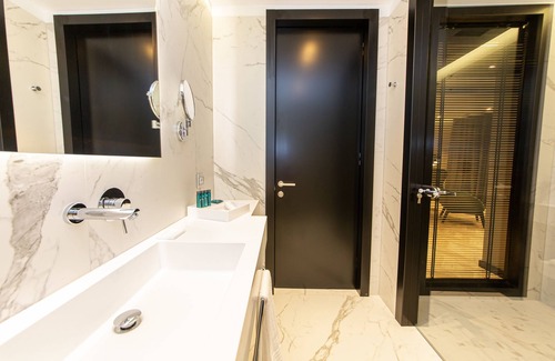 Tirana Hotel | Unik Hotel