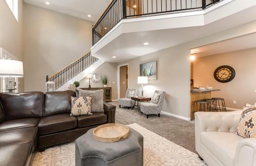 Midvale Casa | Union Duplex Woods and Spruces in Salt Lake with Hot Tub