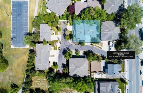 Midvale Casa | Union Duplex Woods and Spruces in Salt Lake with Hot Tub