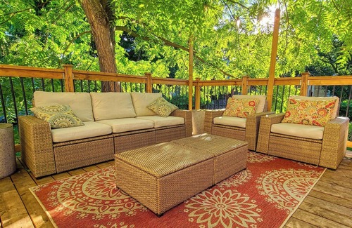 Waterloo Casa | Union House - 4 bedroom century home, Uptown Waterloo