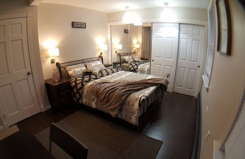 Historic Downtown Apartamento | **UniQ-3Bdrm**..In HearT of DnTwn Jersey City!***5m-to-NY/Lower-Manh*20m--Mdtn!!