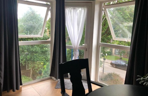 Surbiton Hill Apartamento | Unique 1BD Flat Surbiton Fast links to London City
