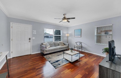 Virginia Park Apartamento | Unique 1BR with Garden near Downtown Clearwater