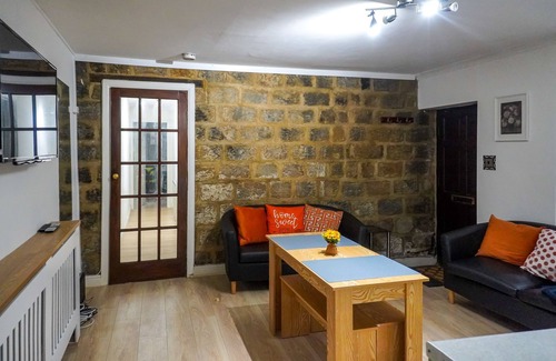 Headingley Apartamento | Unique 2-bed Cottage Flat in Headingley, Near Universities and Shops, Ground