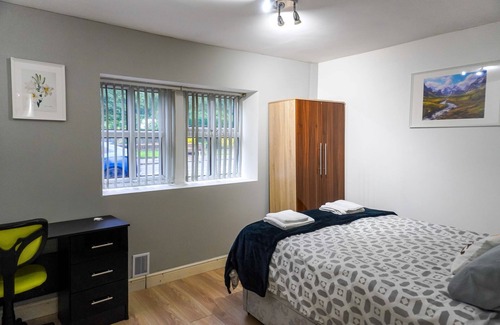 Headingley Apartamento | Unique 2-bed Cottage Flat in Headingley, Near Universities and Shops, Ground