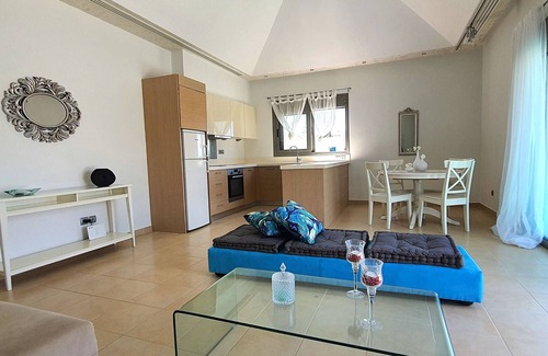 Porto Heli Apartamento | Unique 2 bedroom first floor apartment with private pool