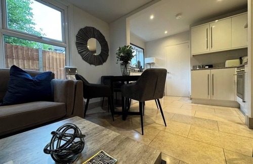 Addiscombe Apartamento | Unique 2BR 1BA Flat in Croydon