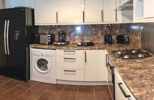 Tower Hamlets Apartamento | Unique 3BD Flat King Size Bed
