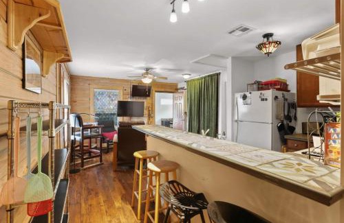 Seventh Ward Casa | Unique 3BD 'Urban Cabin' close to French Quarter