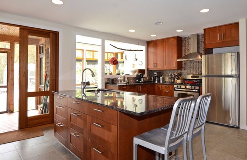 Saugerties Casa | UNIQUE! 40 Pvt. Ac. Fireplace, Grill, Enclosed Heated Pool & Hot Tub