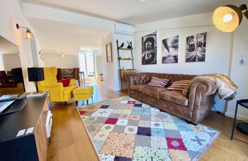 Sao Bento Apartamento | Unique apartment by MyPlaceForYou, in the center of Lisbon with views over the city and the Tagus river