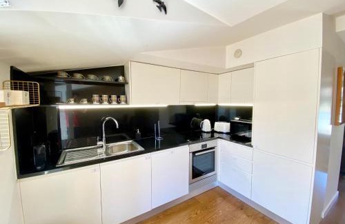 Sao Bento Apartamento | Unique apartment by MyPlaceForYou, in the center of Lisbon with views over the city and the Tagus river