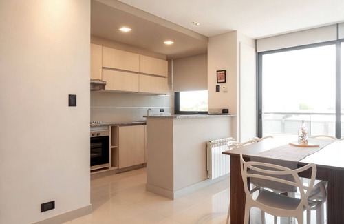Mendoza Apartamento | Departamento a estrenar a 7 calles del centro de la ciudad. Seguridad 24 hs.