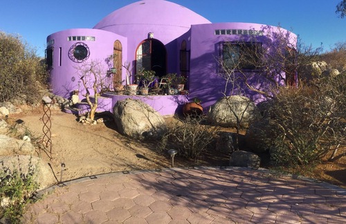 Los Zacatitos Casa | Cúpula de artista única entre montañas, mar y desierto
