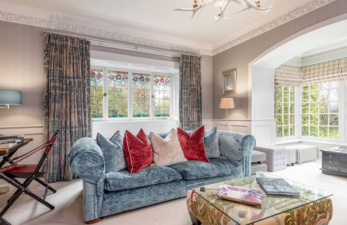 Auchterarder Casa | Unique Arts and Crafts Home in Auchterarder