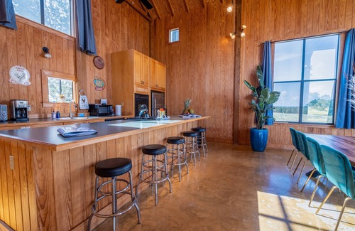 Johnson City Casa | Unique barn on a 60 acre ranch with stunning views