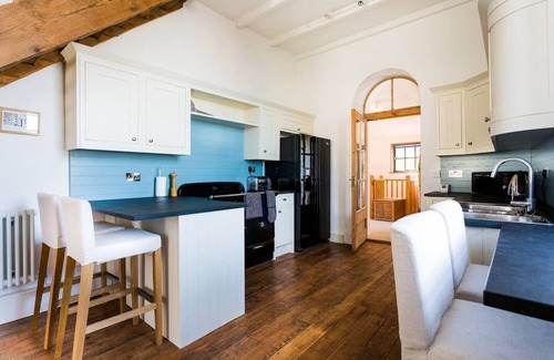 Porthtowan Casa | Unique Beachside Cornish Engine House - 2020 ¡FECHAS AHORA EN VIVO!