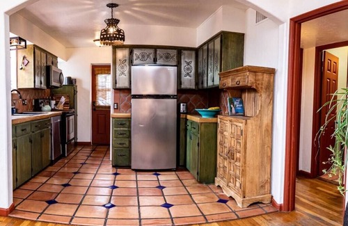 Blenman-Elm Casa | Unique Casa w/ Private Pool | Near UofA & Shopping