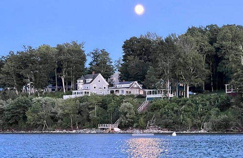 Bayside Cabaña | Unique, Charming Cottage on Penobscot Bay - Gorgeous Views!