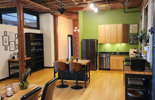 Ironbound District Apartamento | Unique chic modern open floor plan Modern Loft