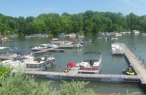 Senecaville Casa | ¡Cabaña frente al lago única y cómoda en el hermoso lago Seneca!