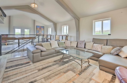 Cornville Cabaña | Unique Cornville Retreat w/ Game Room & Deck!