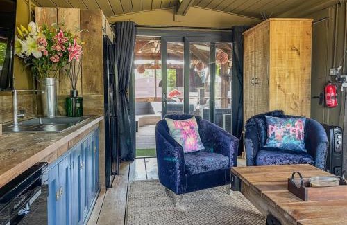 Glentham Casa | Unique Country Cabin, Puppy Lounge & Games Room