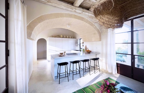 Campi Salentina Casa | Unique country home with beautiful vistas on orchards and vineyards