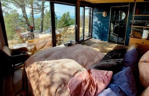 Fjellstrand Casa | Unique Design And Beautiful View In Fjellstrand
