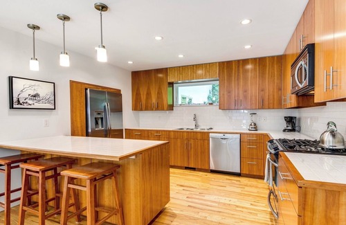 Village of East Hampton Casa | ESPECIAL SEMANA DIA DE TRABAJO! TAMBIÉN 16 DIAS DISPONIBLES 7/28 / 19--8 / 8/19!