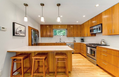 Village of East Hampton Casa | ESPECIAL SEMANA DIA DE TRABAJO! TAMBIÉN 16 DIAS DISPONIBLES 7/28 / 19--8 / 8/19!