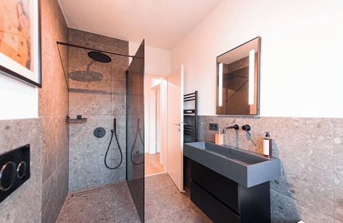 Ulm Apartamento | Unique Gneisenau wellness oasis