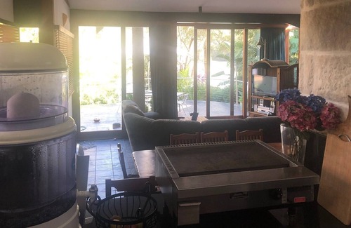 Church Point Casa | Propiedad exclusiva frente al mar en Pittwater con embarcadero y patio plano