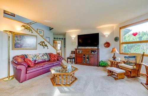 Sequim Casa | Unique Home with Beautiful Mtn Views!